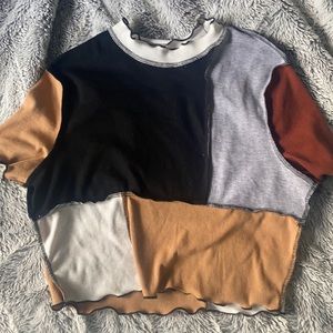Multicolored turtle neck cropped shirt